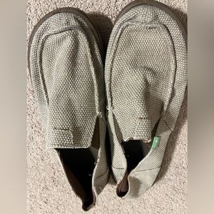 Hemp Sanuks Size 11 in good condition!
